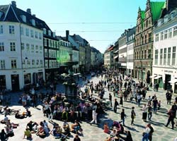 la strada pedonale piu' lunga del mondo a Copenaghen
